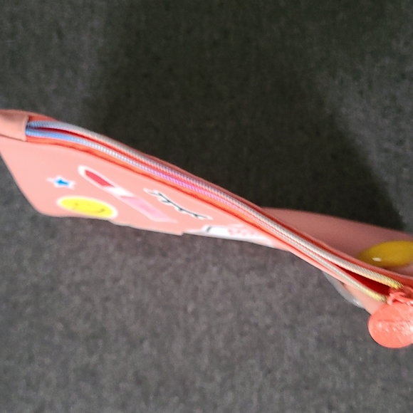 Ipsy Peach fun rainbow Make-up bag - Picture 3 of 4